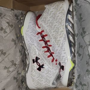 Under Armour Men's Football Cleats! Size 12.5 Color- White/Red/Grey